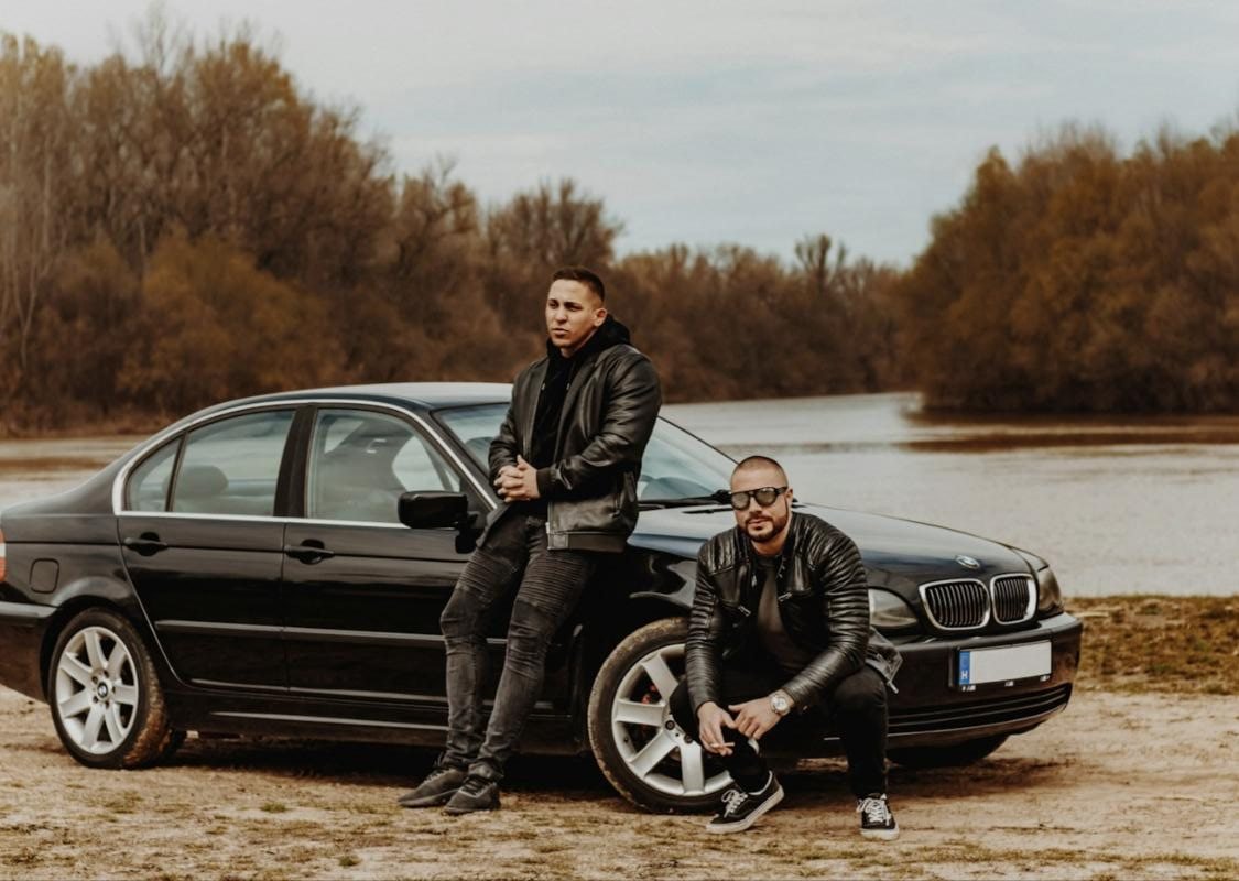 Two owners with a classic BMW 3 Series