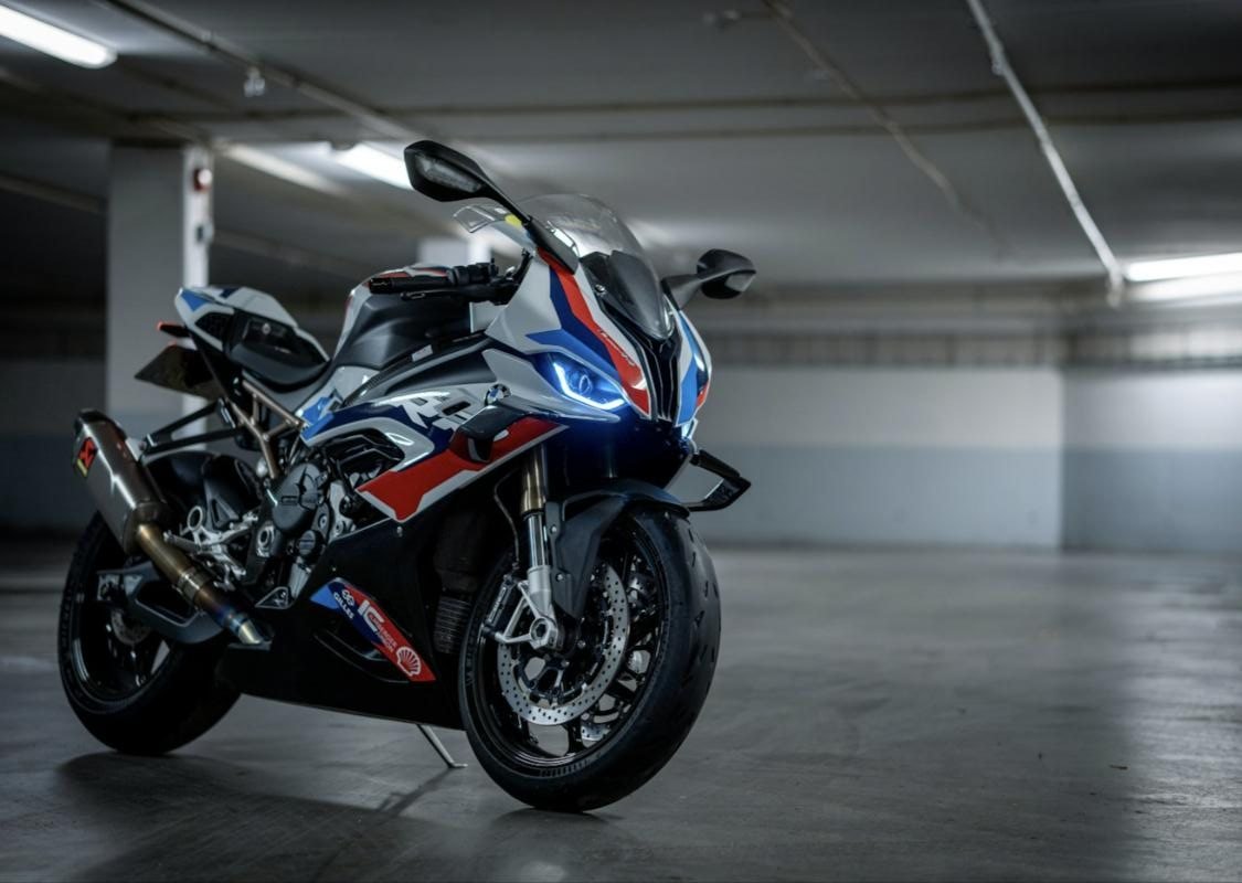 BMW S 1000 RR in M colours